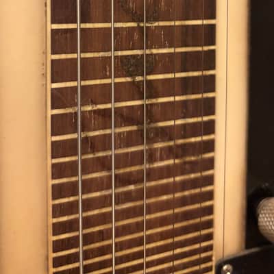 Lap Steel - New Yorker - National, Valco, Airline - 1950s - Black / White image 4