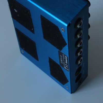 Strymon Mobius 2012 - Present - Blue image 3