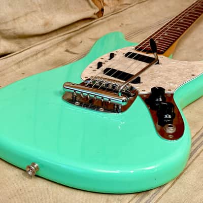 Fender MIJ Traditional 60's Mustang 2017 - Sea Foam Green image 11