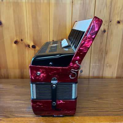 RED HOHNER BRAVO III PIANO ACCORDION image 4