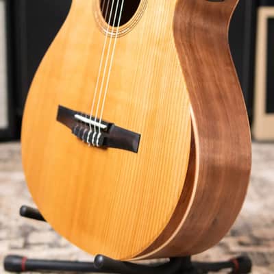 Taylor Academy 12e-N Left-Handed Nylon Grand Concert Acoustic/Electric Guitar with Gig Bag image 13