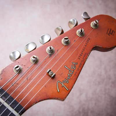 FENDER USA Masterbuilt '61 Reissue Stratocaster Heavy Relic *Vincent Van Trigt " Vintage White + Rosewood" (2024) image 14