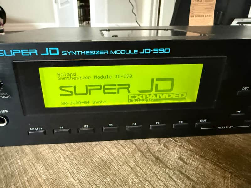 Roland Super JD-990 Sound Module with vintage synth expansion WiFi card