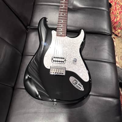 Fender Tom DeLonge Artist Series Signature Stratocaster 2023 - Black image 6