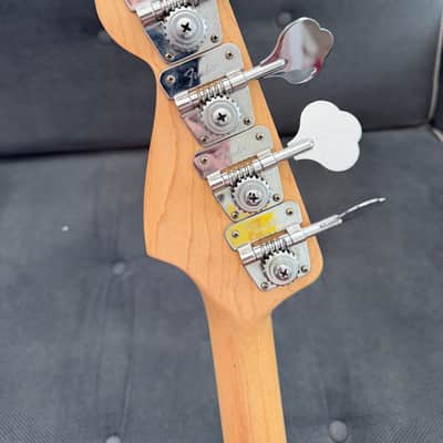 Fender Precision Bass Fretless with Rosewood Fingerboard 1970 - 1983 - Sunburst image 4