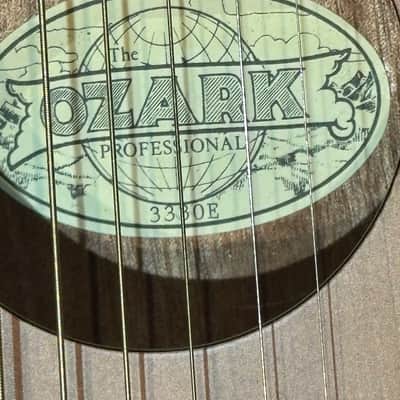 Ozark 3330E Electro-Acoustic Travel Guitar - Natural image 8