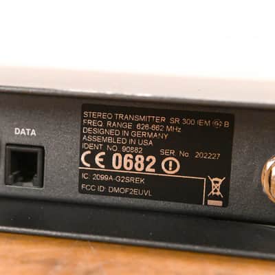 Sennheiser SR 300 IEM G2 Wireless Transmitter 626-662MHz NO POWER SUPPLY CG01ZV4 image 8