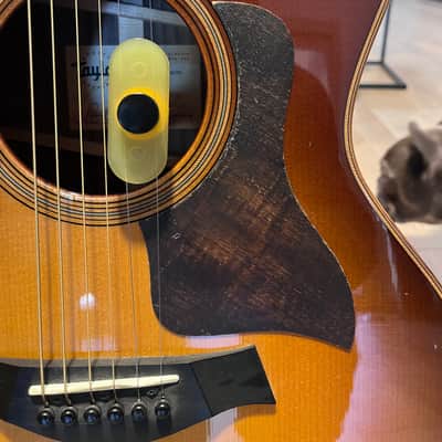 Taylor 714ce V-Class  2018 - Sunburst image 3