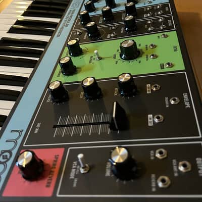 Moog Grandmother 32-Key Semi-Modular Analog Synthesizer 2018 - Present - Black / Multi-Colored Panel image 3