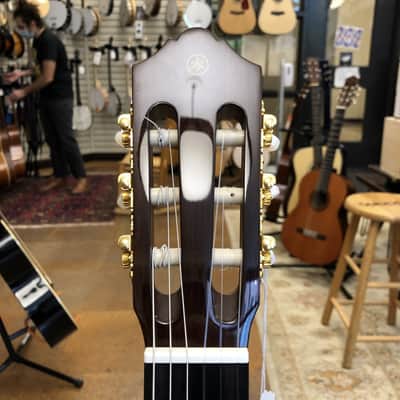 Yamaha CG162C Solid Cedar Classical Guitar image 7
