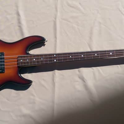 1984 Peavey Foundation FL Fretless Bass sunburst image 3