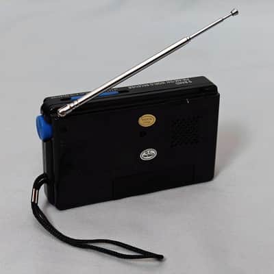 Unbranded Portable AM/FM 9-Band Radio 1990s - Black image 8