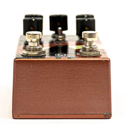 Walrus Audio Monument V2 Harmonic Tap Tremolo Guitar Effects Pedal image 6