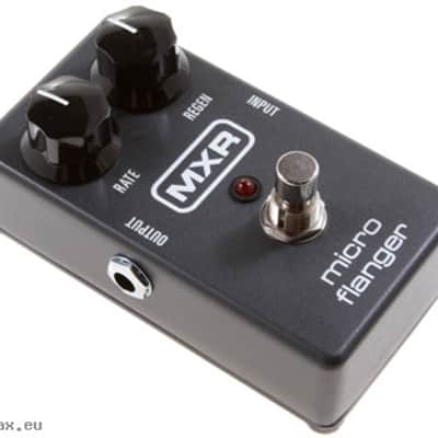 MXR M152 MICRO FLANGER Guitar Effect Pedal image 2
