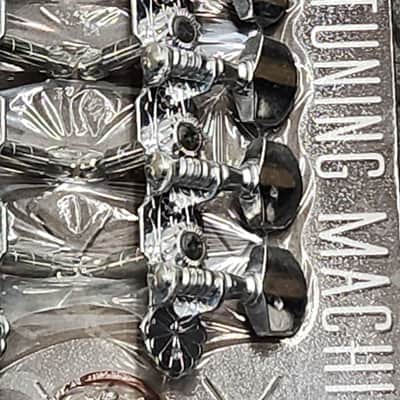 Mint Ping Mandolin tuning gears 4 on plank per side image 5