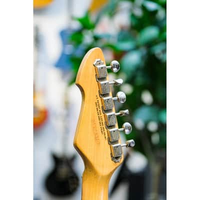 1984 Peavey T-15 sunburst image 4