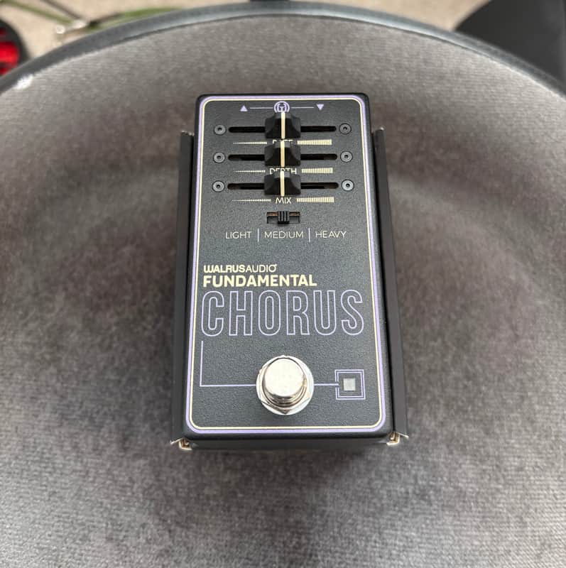 Walrus Audio Fundamental Chorus