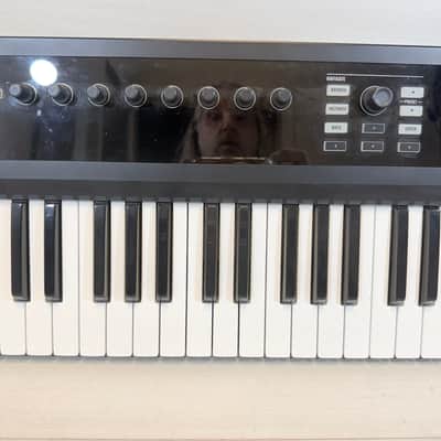 Native Instruments Komplete Kontrol S49 – Smart MIDI Keyboard Controller 2015–2018 image 3