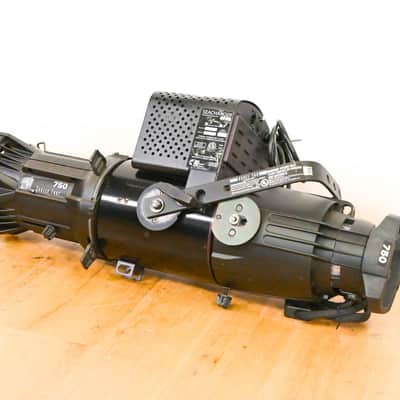 ETC Source Four 750 26 Degree Leko w/OceanOptics SeaChanger Color Engine CG010A6