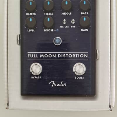Fender Full Moon Distortion 2018 - Present - Blue image 2