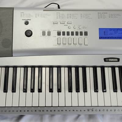 Yamaha DGX-220 Portable Grand Electronic Keyboard & Power Cord 01974 image 3