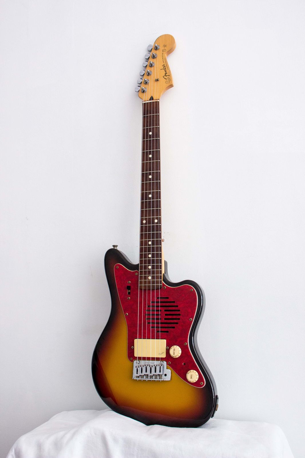 Fender JM-Champ Mini Jazzmaster MIJ with Built In Speaker | Reverb