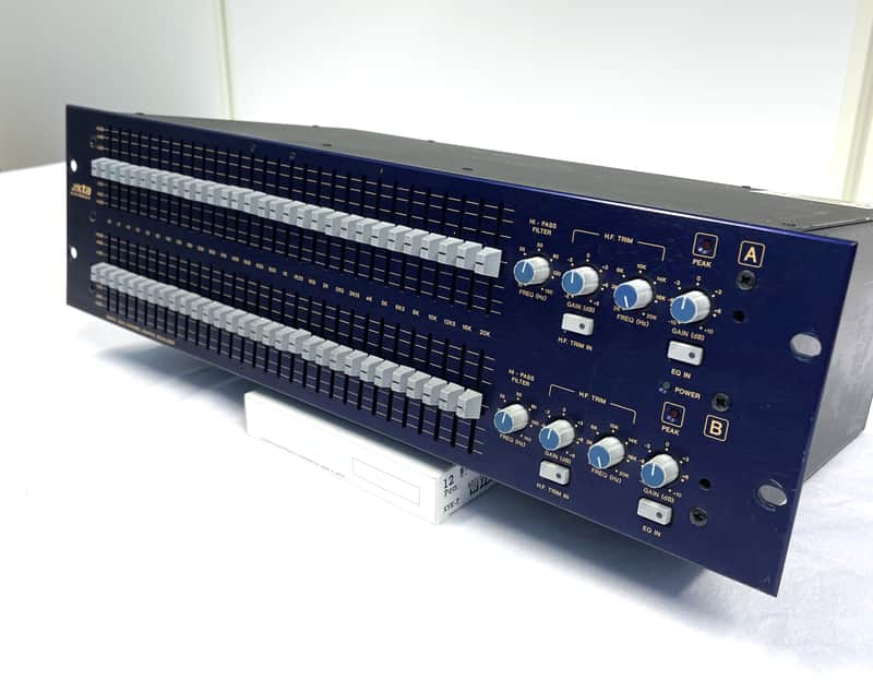 Xta Electronics GQ600 2-Channel 30-Band Graphic Equalizer image 1