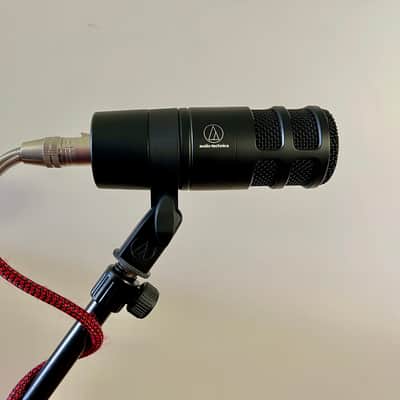 Audio-Technica AT2040 Hypercardioid Dynamic Microphone 2021 - Present - Black