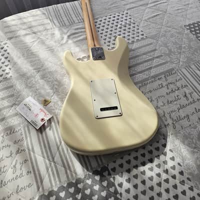 Fender Limited Edition American Performer Stratocaster with Maple Fretboard 2019 - Olympic White imagen 7