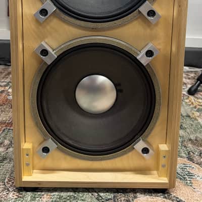 JBL 2x12 Guitar Cabinet image 2