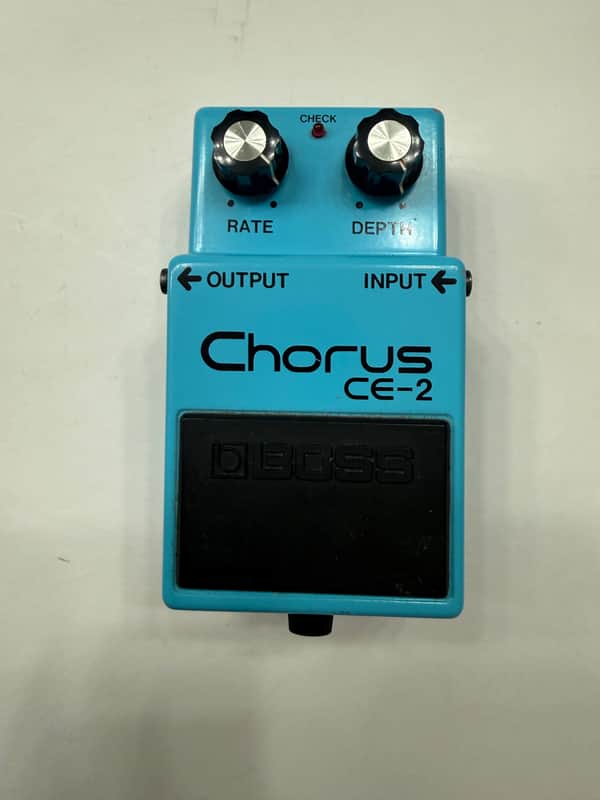 Boss CE-2