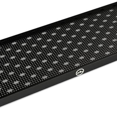 Temple Audio TRIO 43 Pedalboard, 43.2" x 16.5", Vintage White image 1