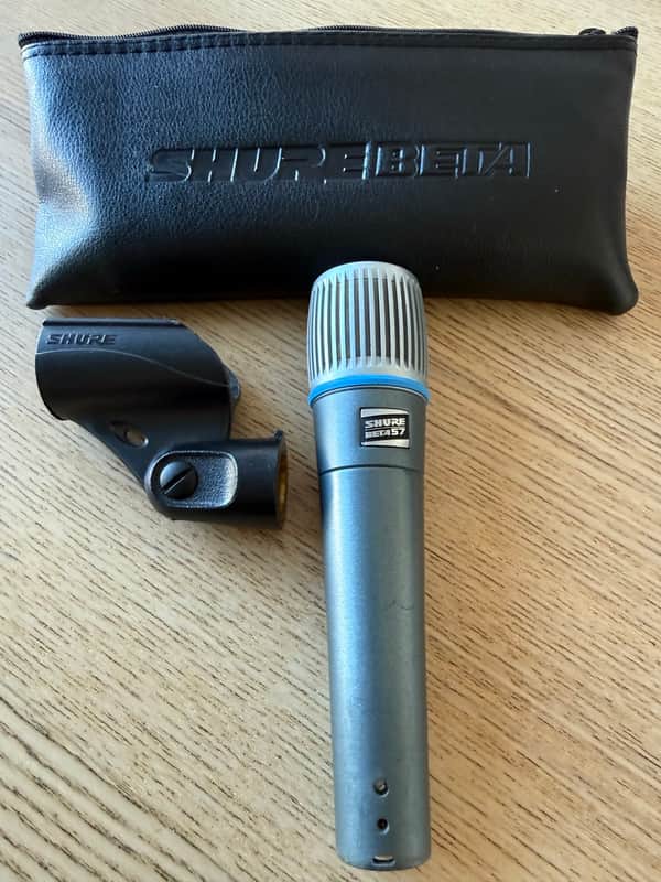 Shure BETA 57 Supercardioid Dynamic Microphone