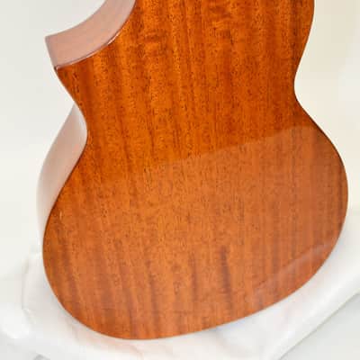 Enya EUT-M6 Solid Mahogany Tenor Ukulele w/ Bag image 12