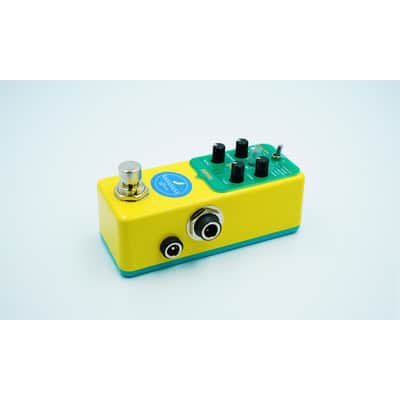 [3-Day Intl Shipping] Bananana Effects Aurora Pitch Shift Delay image 4
