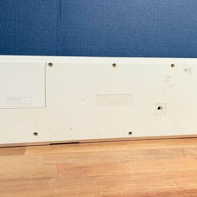 Casio PT-80 32-Key Mini Synthesizer - White w/ power supply image 5