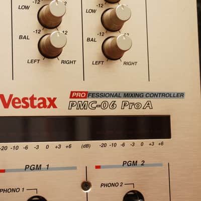 Vestax PMC-06 Pro A Mixtick DJ Mixer Silver Professional Mixing Controller image 4