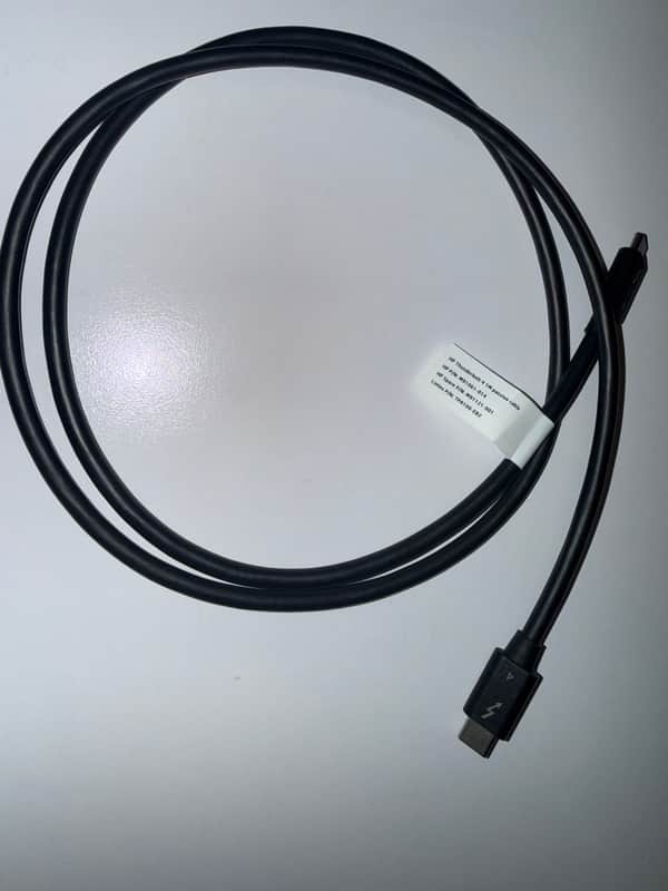 Hewlett Packard 1m (3.3ft) Thunderbolt 4 Cable 2025 - Black image 1