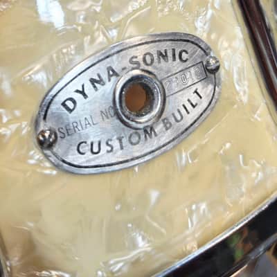 Rogers Dyna-sonic mid 1960's - White Marine pearl image 4