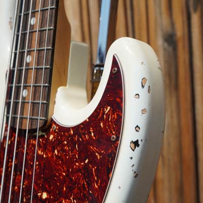 G&L USA Custom Shop JB-5 Nitro Olympic White over 3-Tone Sunburst 5-String Electric Bass Guitar w/ Tolex Case (2025) image 7