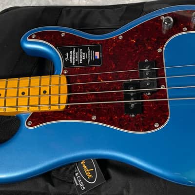 NEW! Fender American Professional Classic Precision Bass - Faded Lake Placid Blue - 9lbs - Authorized Dealer - G05766 image 7