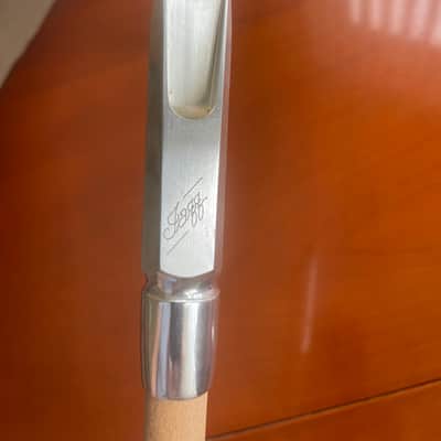 Selmer 'JAZZ' Silver Mouthpiece 'F' with Ligature and cap - Silver image 5