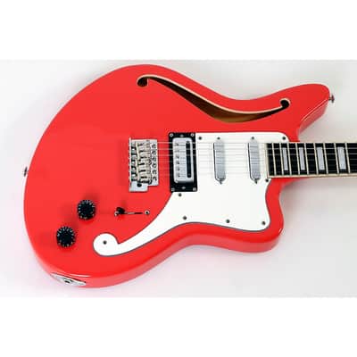 D'Angelico Premier Series Bedford SH Limited-Edition Electric Guitar with Tremolo Regular Fiesta Red image 3