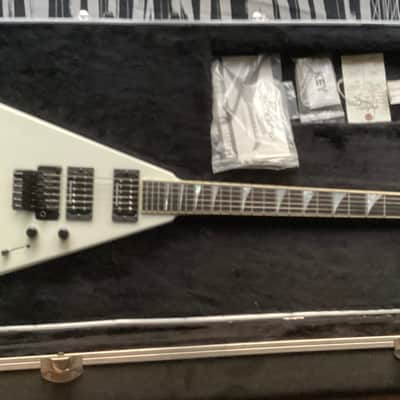 Jackson USA Select Series KV2 King V 2003 - 2015 - Snow White image 13