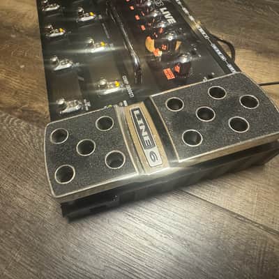 Line 6 POD X3 Live Multi-Effect and Amp Modeler 2007 - 2011 - Black image 4