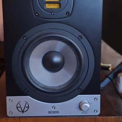 Eve Audio SC205 5" Active Studio Monitor (THE PAIR) image 3