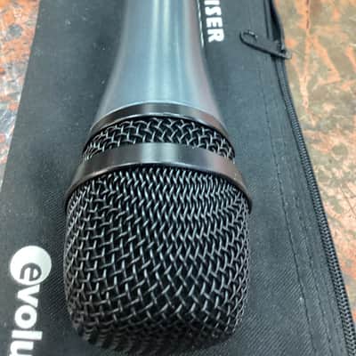 Sennheiser e835 Handheld Cardioid Dynamic Vocal Microphone 1998 - Present - Dark Grey image 2