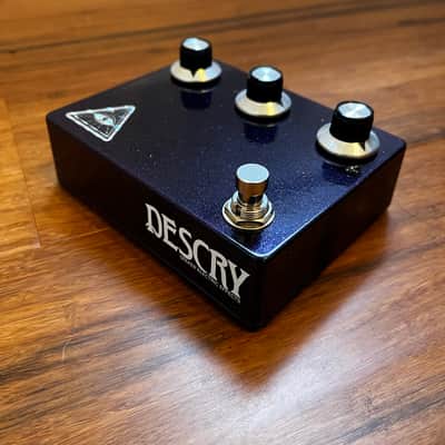 Seeker Electric Effects Descry fuzz image 4