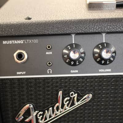 Fender Mustang LTX100 100-Watt 1x12" Digital Modeling Guitar Combo Black image 4