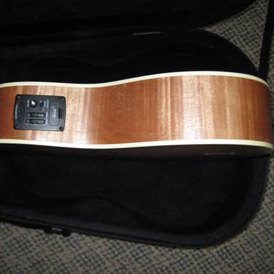 Islander By Kanile'a Fretless Bass Ukulele Pako-M-Fretless image 7